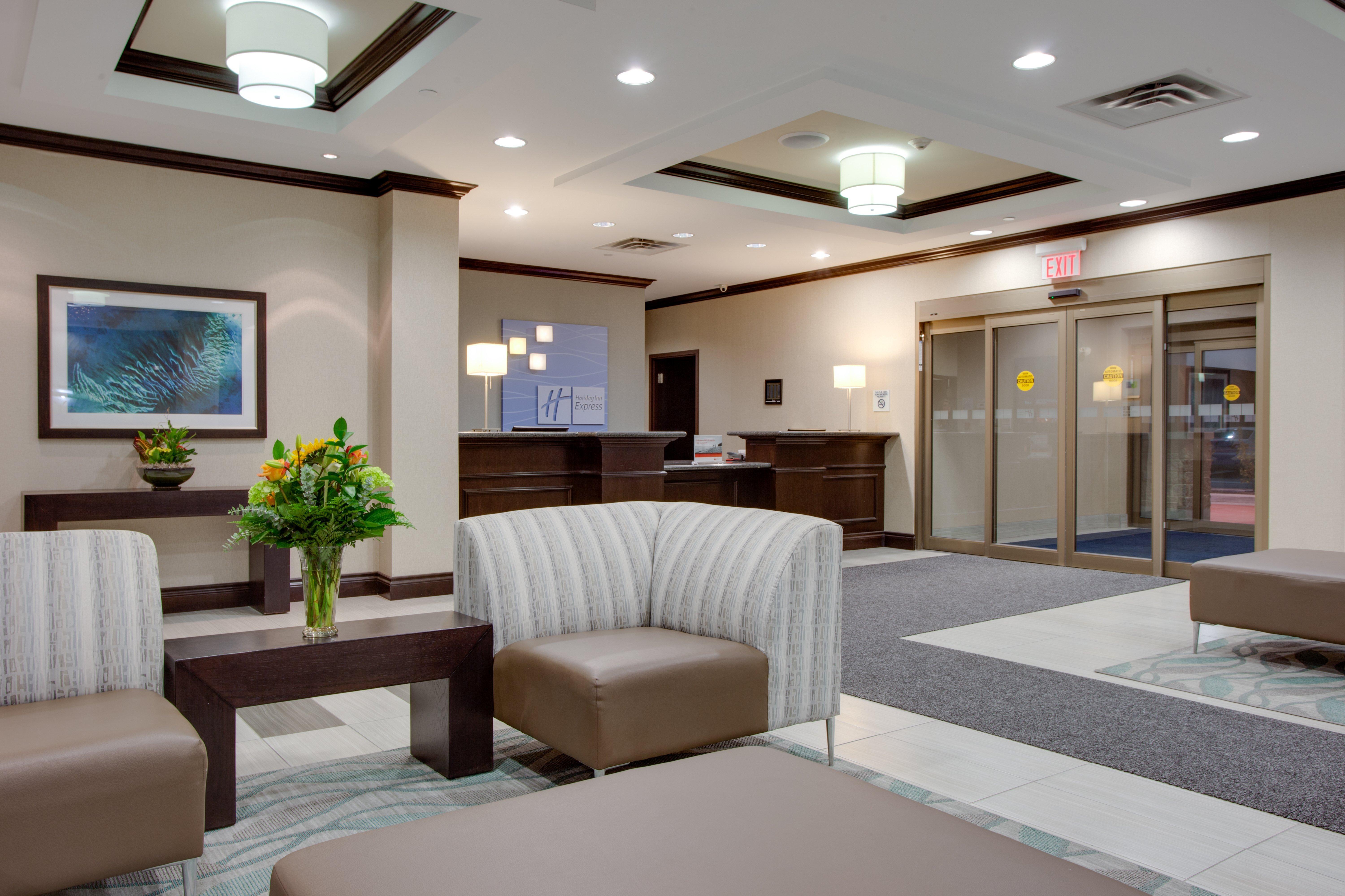 Holiday Inn Express & Suites Ottawa East-Orleans By Ihg Exterior photo